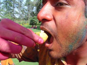 Holi golgappa at the Doors9JUICE Holi party in Delhi