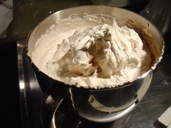 Cinnamon cardamom meringues, kosher for Pesach, Debra Solomon, culiblog.org and Marlein Overakker, Wandering Banquets