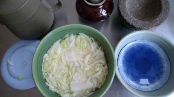 The process of making choucroute, Sauerkraut, zuurkool, chez Studio Culiblog, Debra Solomon